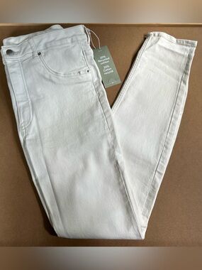 H&M Ultra High Waist Curvy Jegging